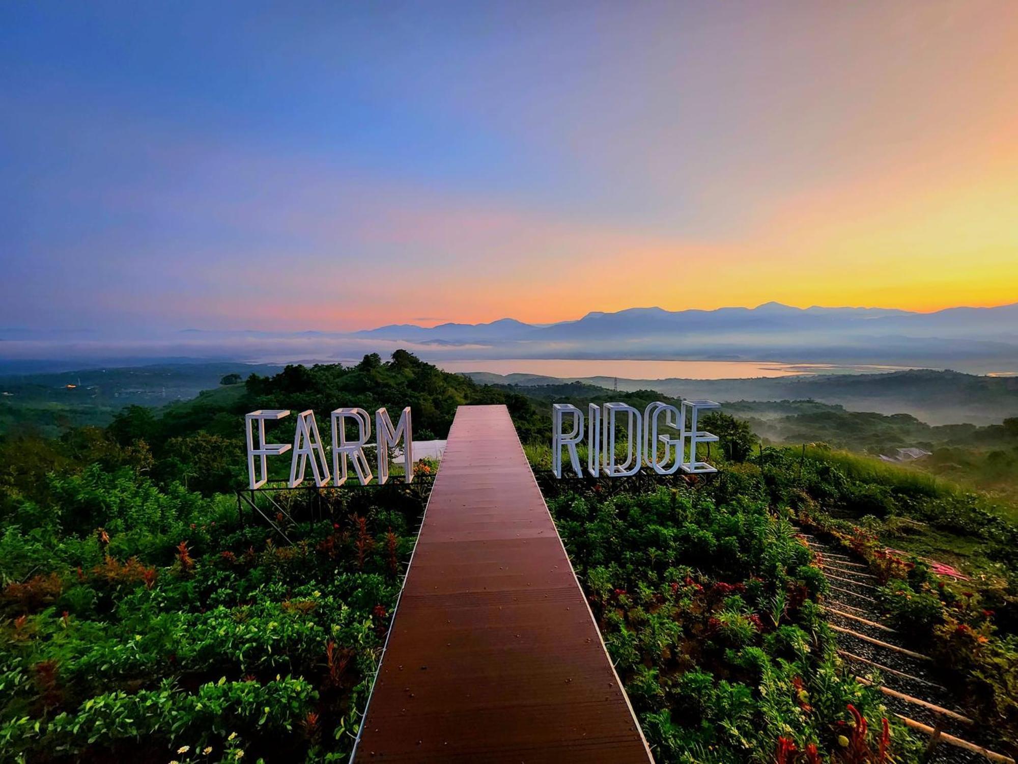 Farm Ridge By Desmond Farm Villa Sampaloc  Bagian luar foto